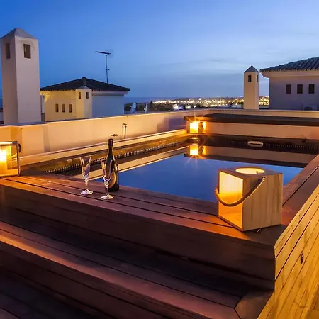 Lägenhet Vacation I Private Heated Swimming Pool, Walking Distance To Puerto Banus, Security 24-7, Bbq, Wifi