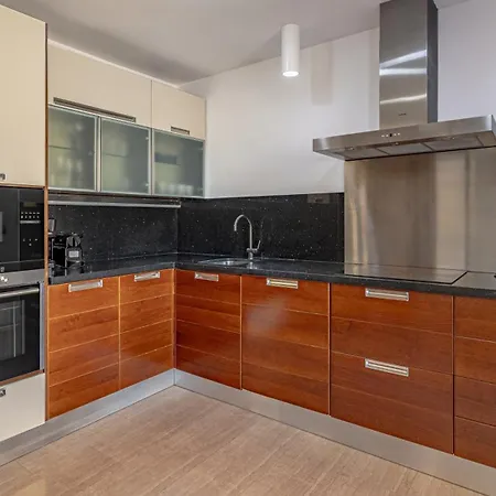 Lägenhet Vacation I Private Heated Swimming Pool, Walking Distance To Puerto Banus, Security 24-7, Bbq, Wifi *